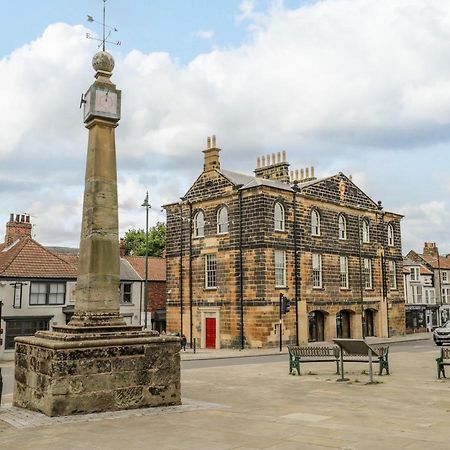 Guisborough Town Hall Exterior foto